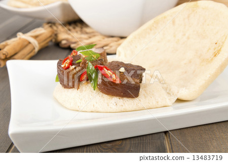 Hong Shao Rou - Chinese braised pork belly in a steamed bun  13483719