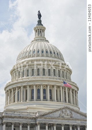 Washington DC Capitol detail on cloudy sky Washington DC Capitol detail on cloudy sky 13484053