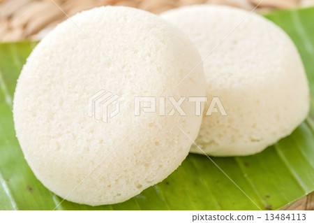 Sanna - Goan steamed rice cake. Traditional Indian cuisine  13484113