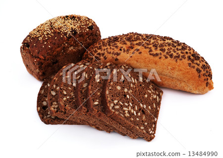 bread with sesame seeds 13484990