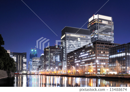 Marunouchi from Baba Gate 13488674