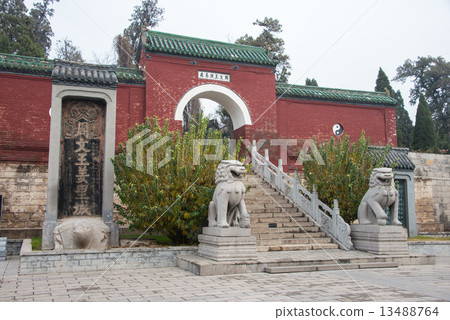 中國河南省的Anang Yuli城堡 中國河南省的Anang Yuli城堡 13488764