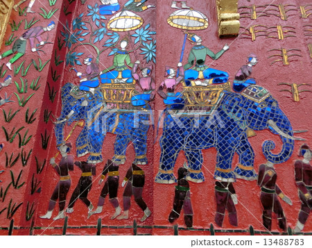 Mosaic picture (Laos Wat Shen Tong) 13488783
