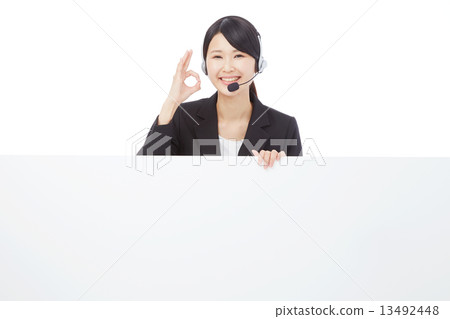 留言板和OK標誌操作員 13492448