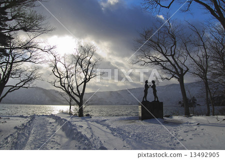 十和田湖在冬天 十和田湖在冬天 13492905