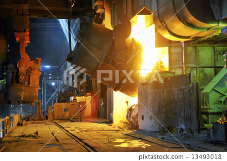 Pouring of liquid metal inside of plant Pouring of liquid metal inside of plant 13493018