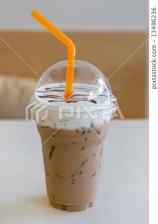 Iced coffee 13496236