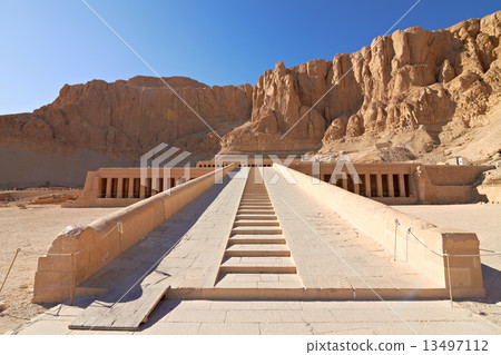 Temple of Queen Hatshepsut 13497112