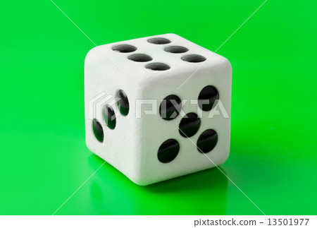 Gambling dice Gambling dice 13501977