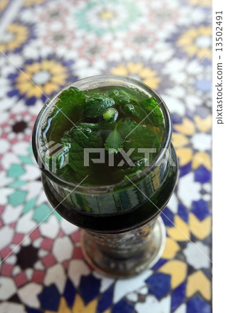 AFRICA MOROCCO FES MEDINA  13502491