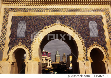 AFRICA MOROCCO FES MEDINA  13502492