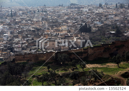 AFRICA MOROCCO FES MEDINA  13502524