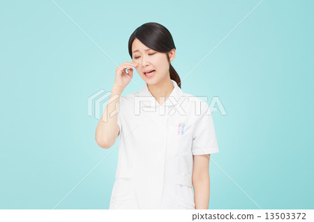 Crying nurse Crying nurse 13503372