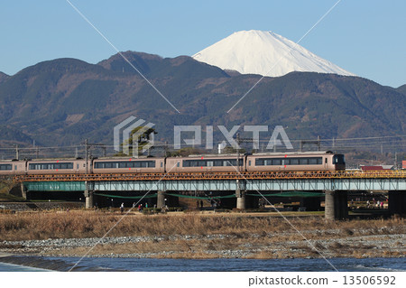 Odakyu Series 30000 and Mt. Fuji 13506592