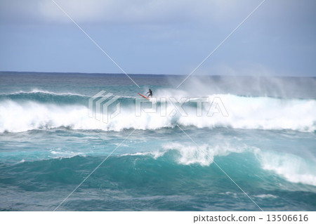Waves of Oahu North Shore 13506616