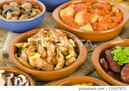 Spanish Tapas in traditional cazuelas  13507971