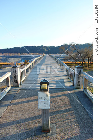 Shizuoka Penglai Bridge · North side entrance 13510294
