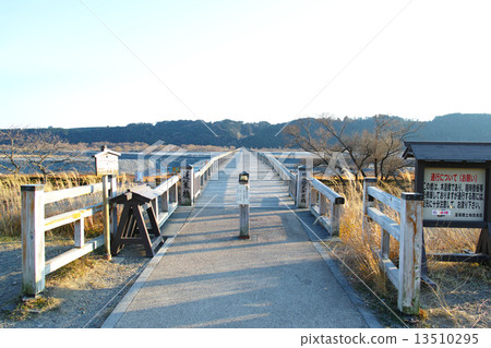 Shizuoka Penglai Bridge · North side entrance 13510295