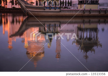 ASIA BRUNEI DARUSSALAM ASIA BRUNEI DARUSSALAM 13513356