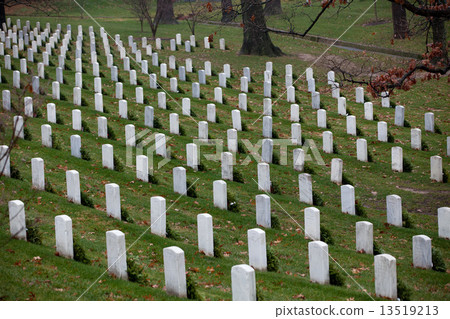 Gravestones with Christmas wreaths in Arlington National Cemeter Gravestones with Christmas wreaths in Arlington National Cemeter 13519213
