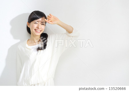 UV care · young lady UV care · young lady 13520666