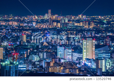 Yokohama night view [super-telephoto shooting] 13520746