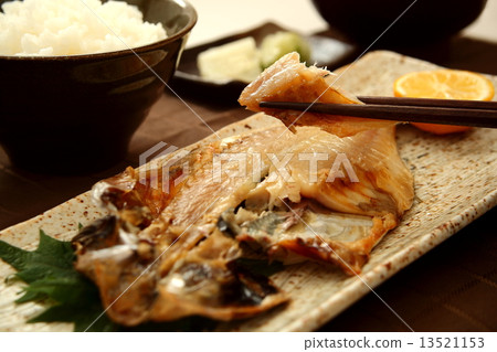 Fried chicken dish Japanese dishes Fried chicken dish Japanese dishes 13521153