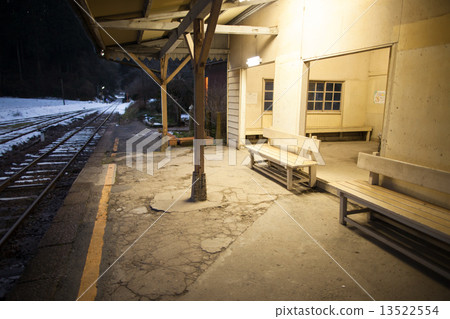 Small station night Small station night 13522554