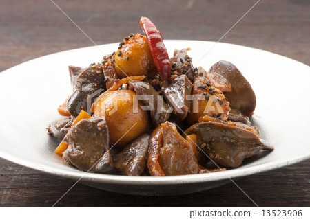 Simmered bird 13523906