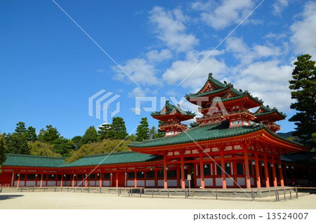Heian Jingu Shrine Soryu Tower 13524007