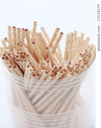 toothpick 13524274