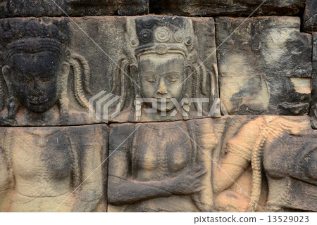 ASIA CAMBODIA ANGKOR BAYON 13529023