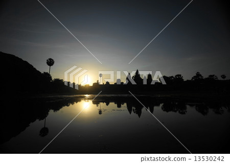 Angkor Wat Sunrise 13530242
