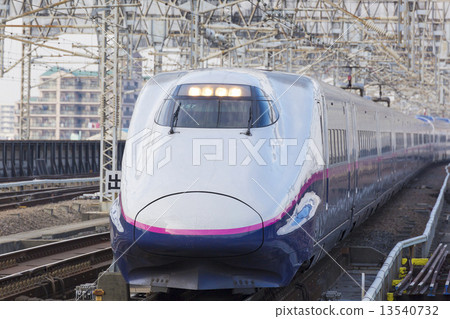 Shinkansen E2 series train 13540732