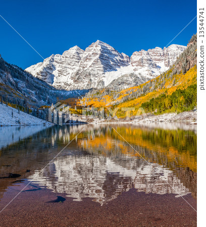 Maroon Bells national park in Falls 13544741