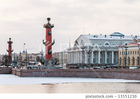 Spit of Vasilievsky Island in winter in Saint Petersburg at dawn 13551230