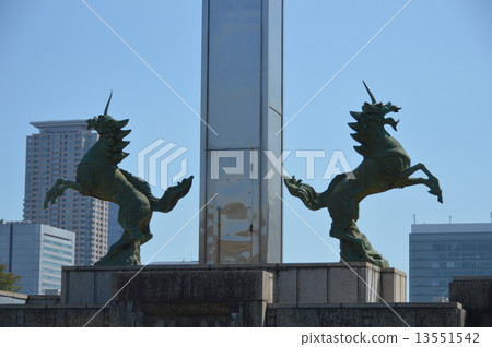 "Unicorn" of the Jingu Gaien (Meiji Shrine Gaien / Kasumigaoka Town, Shinjuku Ward, Tokyo) 13551542