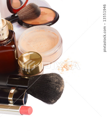 Basic make-up products.  13551946