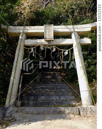 Torii of Hikoko Shrine Torii of Hikoko Shrine 13552533