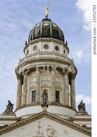 French dom in Berlin 13552765