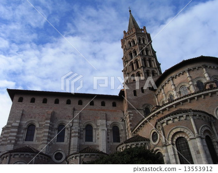 French architecture 13553912