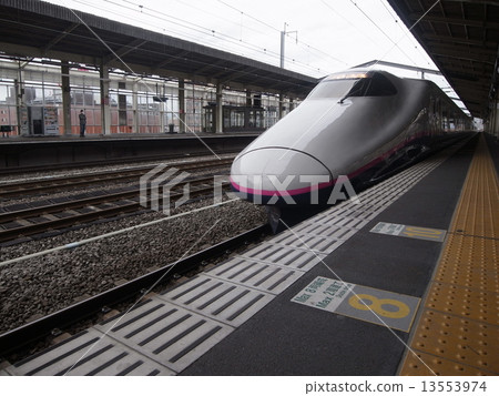 新幹線E2火車·圖像(1) 新幹線E2火車·圖像(1) 13553974
