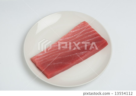 Tuna in the sashimi of this tuna 13554112