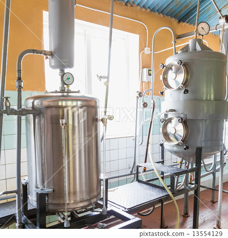 Tank equipment 13554129