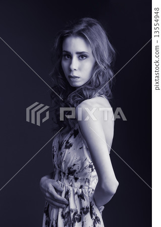 Tender woman 13554948