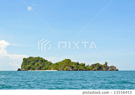 Ko Maphrao island in the ocean 13556453