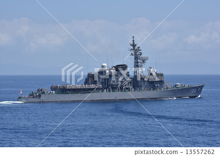 海上自衛隊護航船松月 海上自衛隊護航船松月 13557262