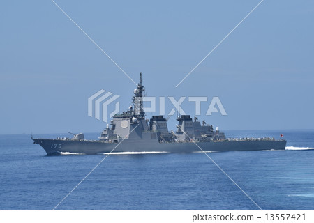 海上自衛隊宙斯盾戰艦 13557421