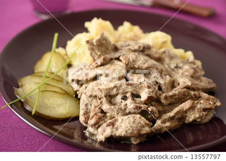 Beef Stroganoff with mashed potato 13557797