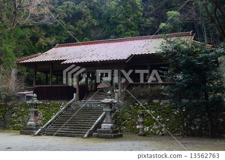 Nishioono Hachiman Shrine 13562763